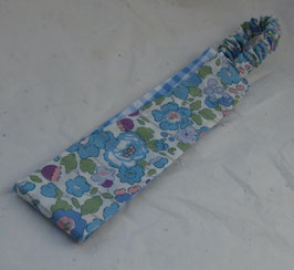 Bandeau liberty Betsy bleu doublé vichy bleu et blanc.