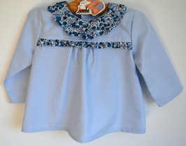 blouse 18 mois Oxford bleu, volant été pétales Liberty Wiltshire bleu