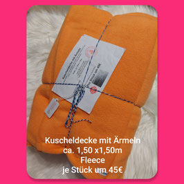 Kuscheldecke mit Ärmel