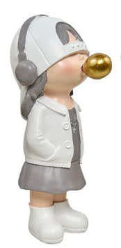 Statuette fillette avec ecouteurs