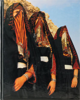 Al-Samih Abu Omar, Abed - Traditional Palestinian Embroidery and Jewelry