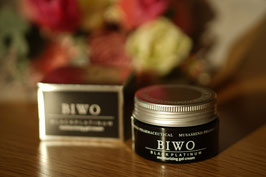 BIWO black platinum アロマ香る超保湿ケア