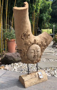 Buddha Skulptur für Garten und Wohnraum. Künstlerarbeit