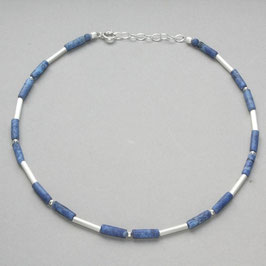 Schlichte, elegante Edelsteinkette – handgefertigt in Flensburg