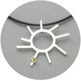 Ein Stück Sonne für dich – handgefertigt mit Herz.