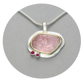 Einzigartiger Silberanhänger mit Rosenquarz & Rubinen – handgefertigt in Flensburg