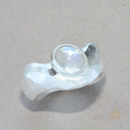Unikat Ring, handgefertigt , Spektrolith in Silber