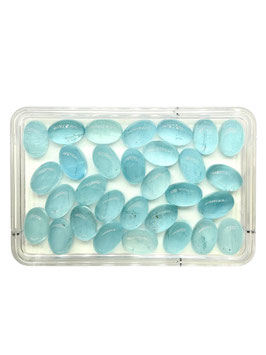 Aquamarin oval cab. 9x6 mm