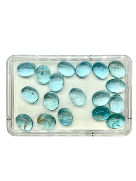 Aquamarin oval cab. 9x7 mm