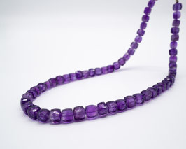 Strang Amethyst Würfel facettiert
