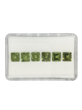 Peridot Carré fac. 7 mm