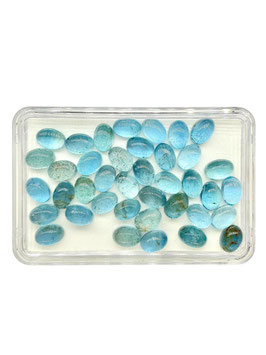 Aquamarin oval cab. 7x5 mm