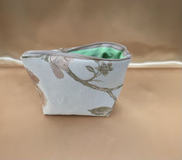 Reißverschlußtäschchen
