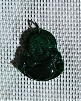 Jade, pendentif Bouddha