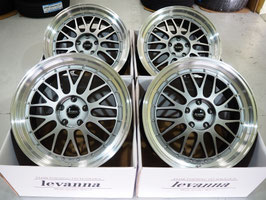 深リム メッシュ levanna V10-EX FFT 19inch 8.5J 5H114.3+42 アルファード ヴェルファイア クラウン マークX プリウスα