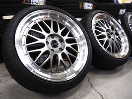 カスタムサイズ 深リム メッシュ levanna V10-EX FFT 19inch 8.5J +42 5H114.3 特選輸入タイヤ 225/40R19 90系 ノア ヴォクシー ステップワゴン