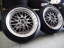 カスタムサイズ 深リム メッシュ levanna V10-EX FFT 19inch 9.5J +40 5H114.3 特選輸入タイヤ 245/40R19 20系 30系 アルファード ヴェルファイア