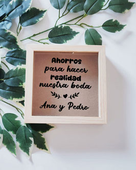 Hucha proximos en casarse "Ahorros"