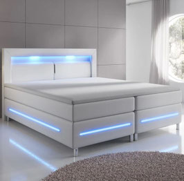 JU29008 Boxspringbett 200 x 200 cm weiß
