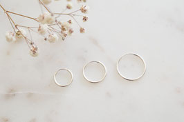 Simple Ear Hoops in silber