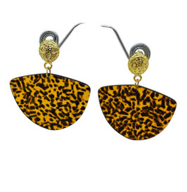 Clous d'oreilles doré et pendentif terrazo marron