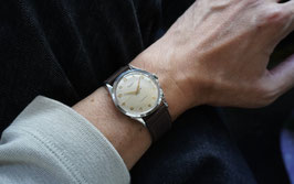 UNIVERSALGENEVE　センターセコンド　10