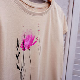 Ausgefallenes beiges T-Shirt mit Blume