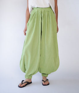 バルーンパンツレギュラー　若草　M(W64)