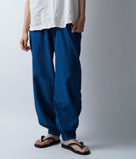 バルーンパンツスリム　群青　Ｍ(W66)