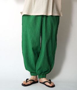 バルーンパンツスリム　芝　S(ウエスト２種)