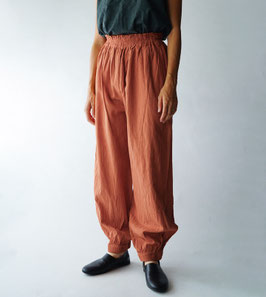 バルーンパンツスリム　柿　Ｍ(W64)