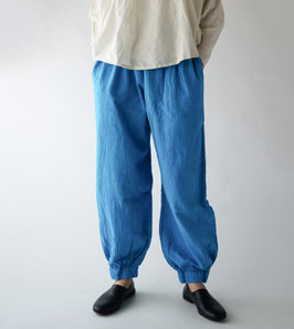 バルーンパンツスリム厚地　青　M (W65)