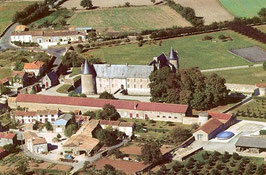 Aerial view of Chateau Saveilles   (1990)