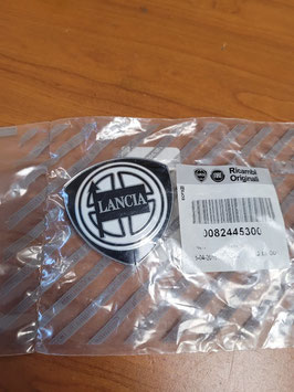 82445300 Lancia Kappa grille embleem