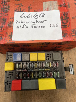 60616968 Alfa 155 zekeringkast