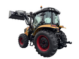 Tractor de 120 HP con Pala