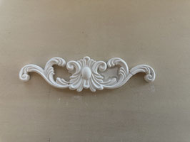 geschwungenes Tor- oder Fenster Relief