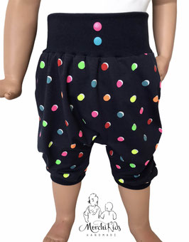 Kurze Hose Baggy Pants " bunte Punkte " Einzelstück Größe 116