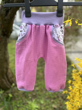 Musselin 3/4 Sommerhose Caprihose " Rosen " Einzelstück Größe 104