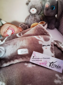 Kuschelige Fleecedecke fürs Baby