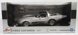 1982 Corvette Collector Edition  Auto Art