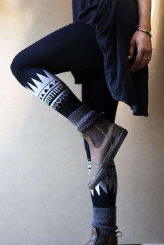 Tribal print leggings black