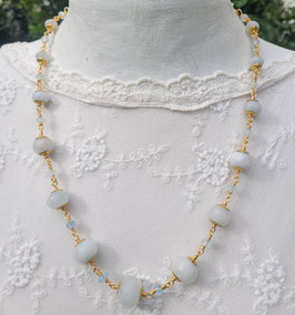 *Meeresseele*  Vergoldete Edelsteinkette mit strahlendem Aquamarin und himmelblauer Jade- UNIKAT!