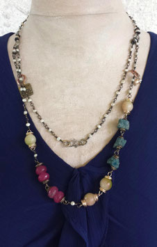 *CREATING MY OWN PARADISE* farbenfrohe, 2-zügige Edelstein-Kette (Jade, Apatit & Süßwasserperlen,  Krobobeads) mit gravierter 800er-Silberplatte - UNIKAT!
