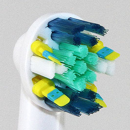 4 Ersatz Bürstenköpfe Aufsteckbürsten (ähnlich wie Oral-B Tiefenreinigung)