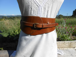 Ceinture large marron en cuir tannage végétal