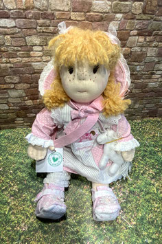 Waldorfpuppe Rieke mit Pferdchen