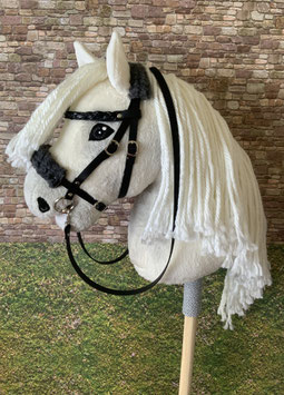 Hobby Horse Schimmel helle Mähne