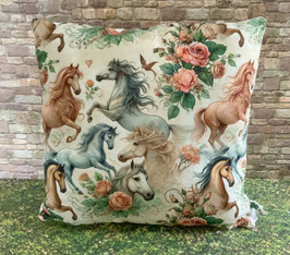 Kleines Kissen Pferde und Rosen