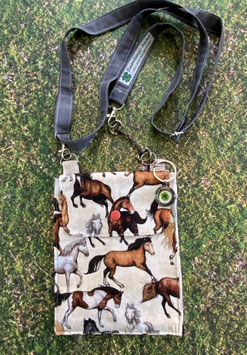 Kleine praktische Handytasche Pferdeherde